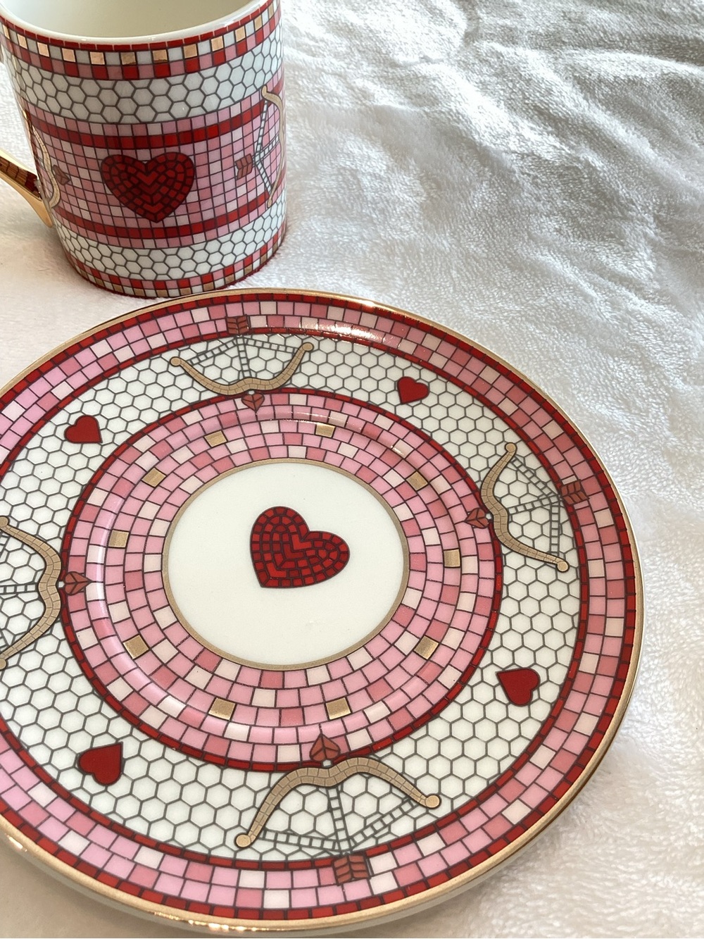 Anthropologie Bistro Espresso Cup Saucer 24KT Tile Stoneware Heart Bow & Arrow - Picture 8 of 14